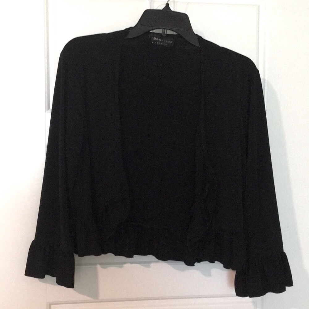 Closet Clean Out - 🛍️ Jacket by Connected